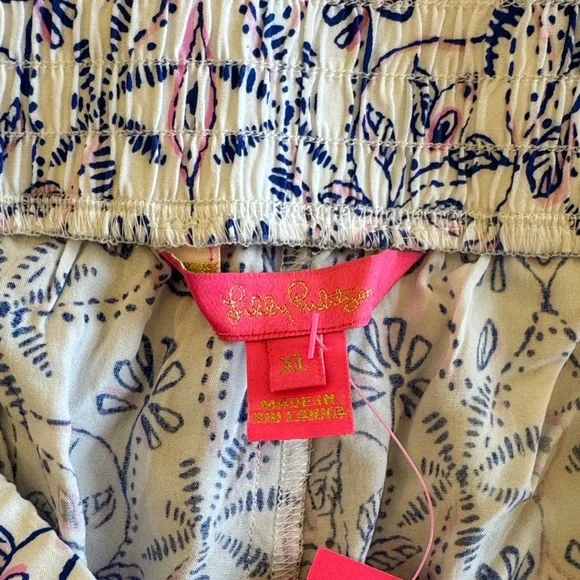 Lilly Pulitzer Blue and Pink High Waist Shorts 6" shorts - Picture 5 of 6